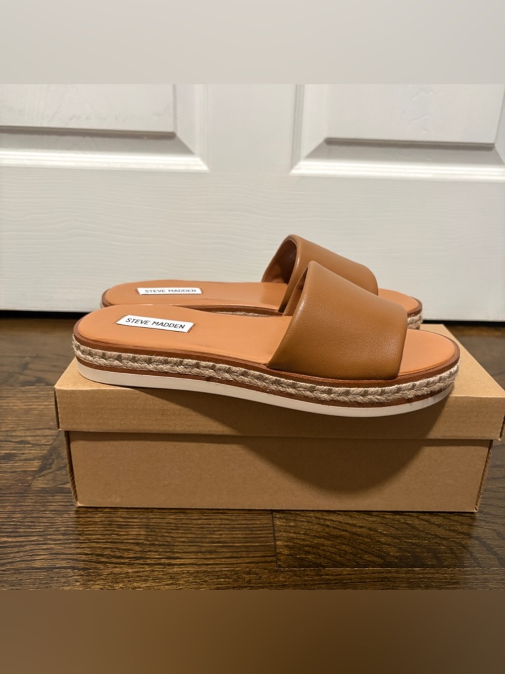 Steve Madden Tan Leather Espadrille Slide Sandals - Picture 3 of 8